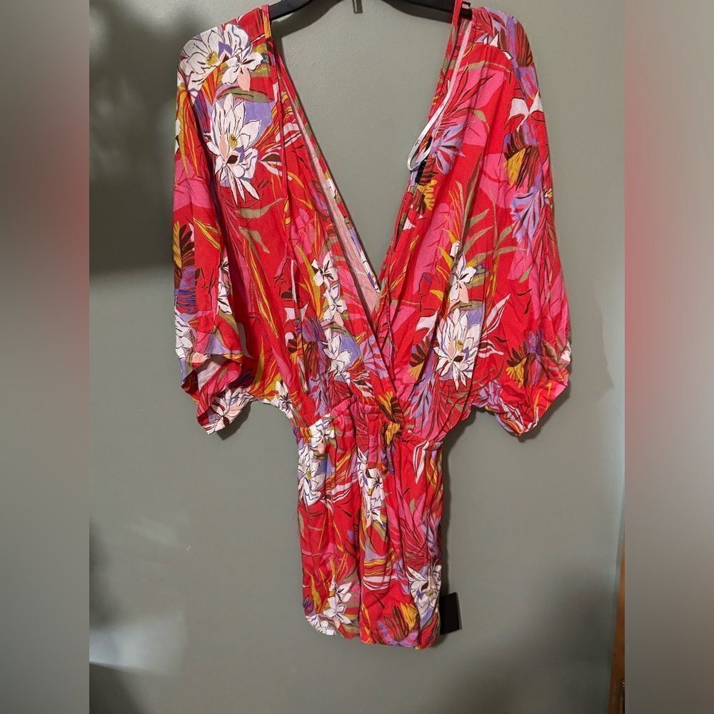 Lulu's Festival Flirt Red Tropical Print Dolman Sleeve Romper Size XL NWT - Picture 4 of 13